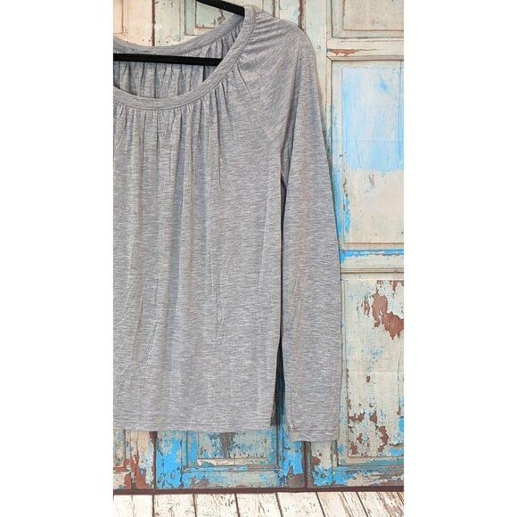 Lamade Womens Size Small Gray Long Sleeve Round Neck Open Back Pullover Top - Picture 5 of 8